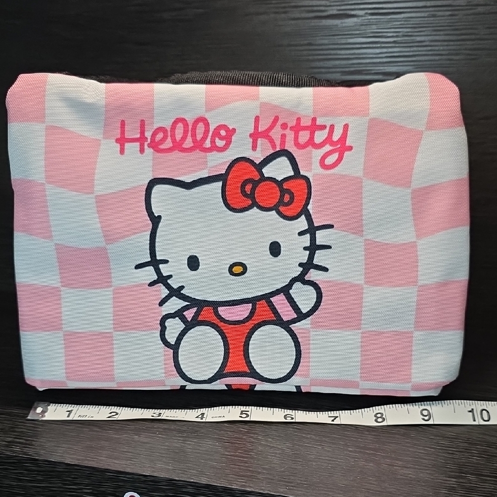 ⭐ 5 for $30 Mix & Match Items.. 
Hello Kitty Pink and White Checkered Pouch